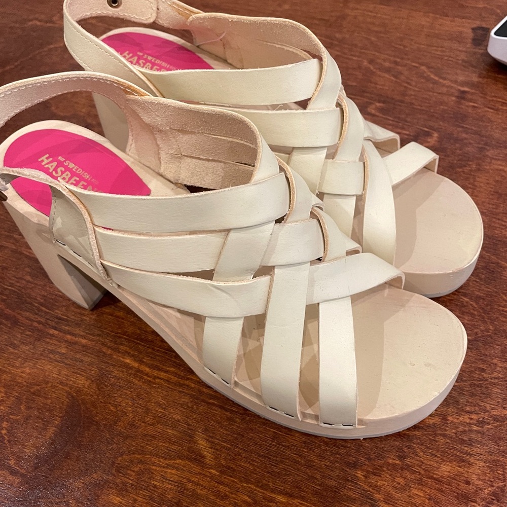 Cream Swedish Hasbeens
